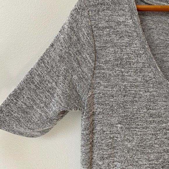 Gap marled gray soft spun V-neck midi dress - Picture 3 of 10